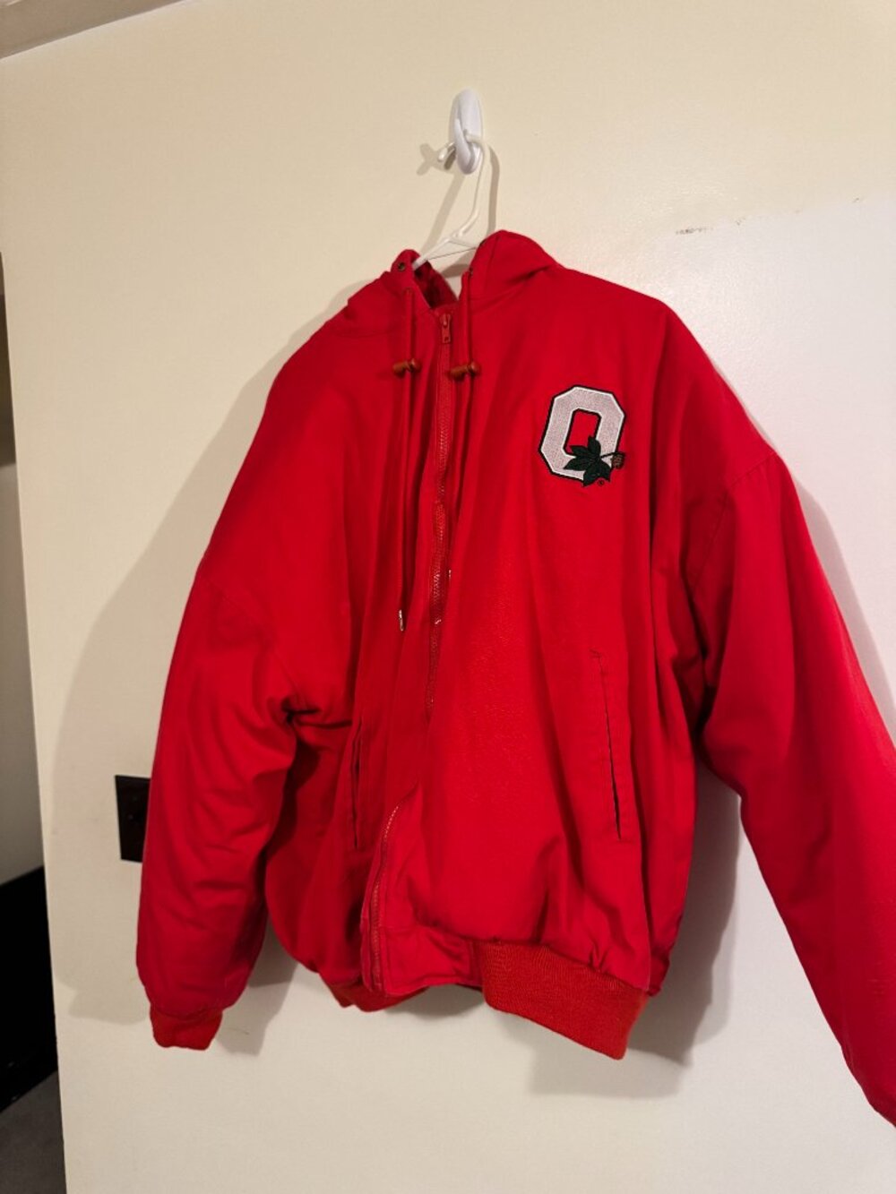 Steve Barry's Ohio State red winter coat with hood 2xl. Very warm nice pockets